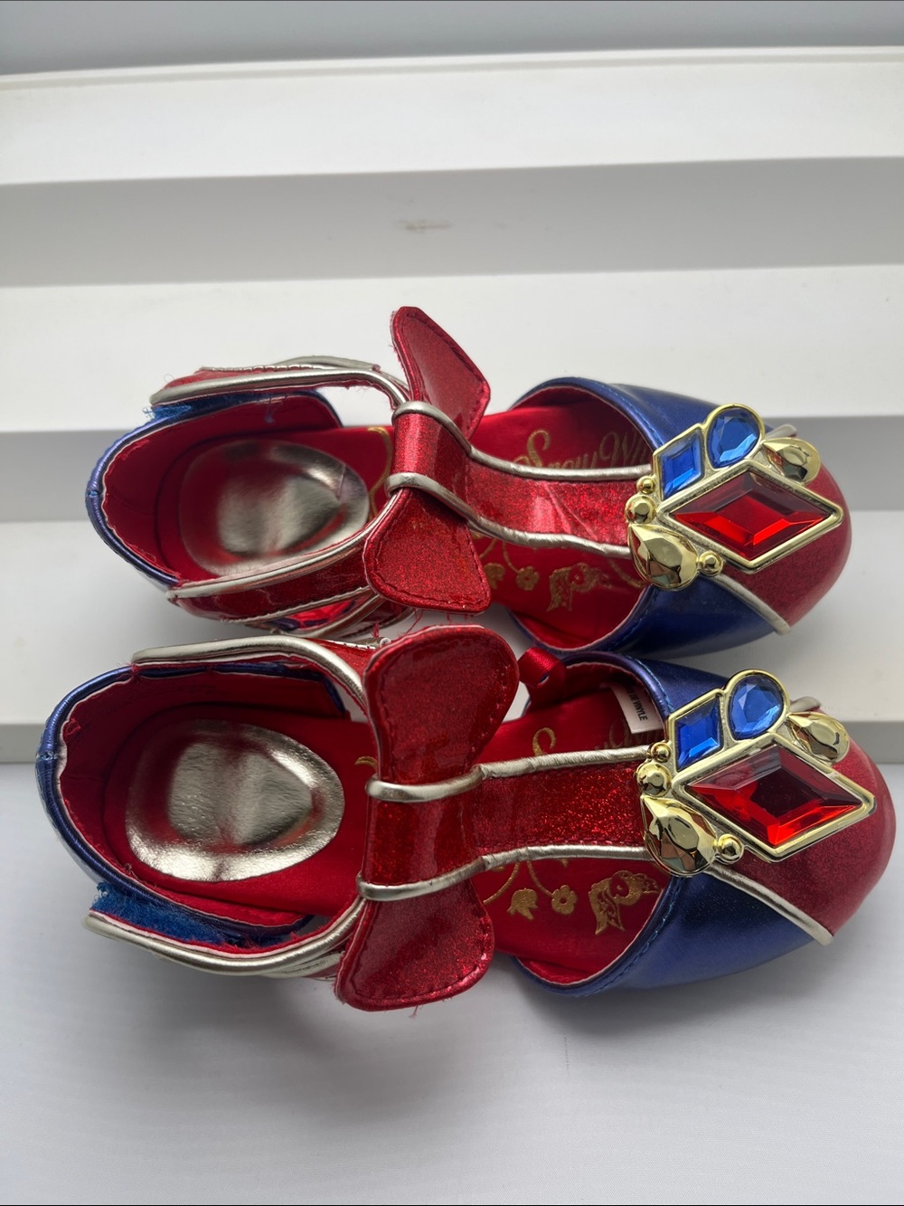 Disney Snow White Dress Shoes Sz 9/10 Red Blue Girls Princess - Picture 10 of 10